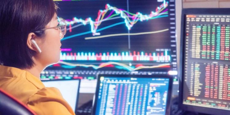 Synthetic: Definition in Finance, Types of Assets