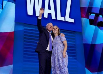 Tim Walz’s daughter explains what led to his decision to drop out